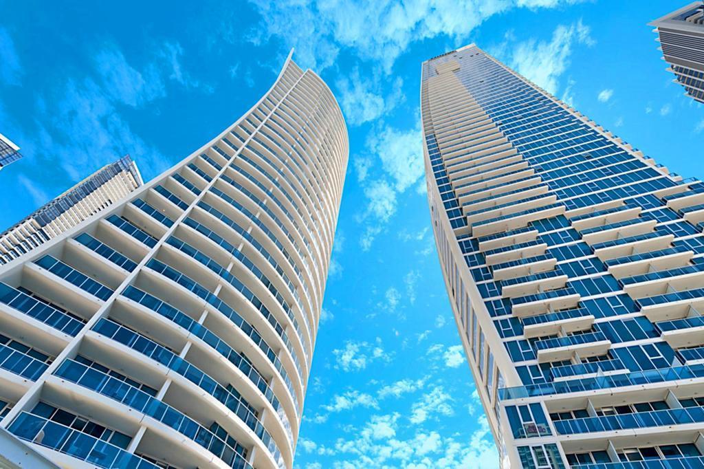 H Star Residences-- Paradise Stayz Gold Coast Exterior foto